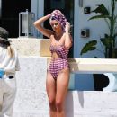 Taylor Hill – In a bikini in Miami - 454 x 604