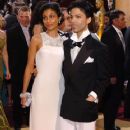 Prince and Manuela Testolini - 77th Annual Academy Awards - Arrivals (2005) - 362 x 600