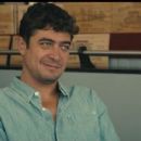 Les estivants - Riccardo Scamarcio - 454 x 248