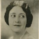 Clara Young - 409 x 534