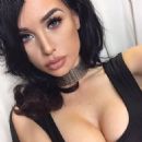 Instagram - 454 x 454