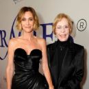 Kristen Wiig – 2024 Gracie Awards in Beverly Hills - 454 x 681