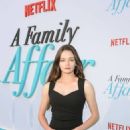 Mackenzie Foy – ‘A Family Affair’ Premiere in Los Angeles - 454 x 681