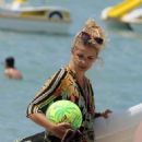 Susan Sideropoulos – Bikini candids in Khalidiki – Greece - 454 x 600