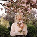 Ola Rudnicka - Vogue Magazine Pictorial [Poland] (June 2021) - 454 x 554