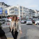 Çigdem Batur  walking in Bebek - 454 x 683
