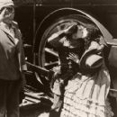 The General - Buster Keaton, Marion Mack - 454 x 415
