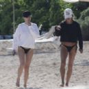 Catt Sadler – Spotted at the beach in Tulum - 454 x 302