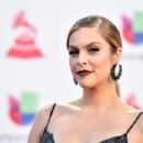 Daniela di Giacomo- The 19th Annual Latin GRAMMY Awards - Arrivals - 454 x 302