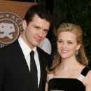 Ryan Phillippe and Reese Witherspoon - 12th Annual Screen Actors Guild Awards - Press Room (2006) - 454 x 568