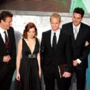 Jason Segel, Alyson Hannigan, Neil Patrick Harris, Josh Radnor and Cobie Smulders - The 32nd Annual People's Choice Awards (2006) - 454 x 309