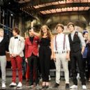 Sofía Vergara and One Direction - Saturday Night Live - Season 37 - 454 x 302
