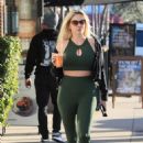 Shanna Moakler – In legging out in Woodland Hills - 454 x 681
