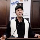 Gavin DeGraw Recovering From Attack - 454 x 726