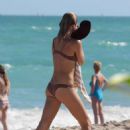 Annie McGinty in Brown Bikini in Miami Beach - 454 x 668