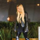 Jessica Simpson – Christmas shopping at a shopping center in Woodland Hills