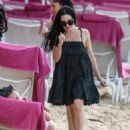 Andrea Corr – Seen on the beach at Sandy Lane Hotel in Barbados - 454 x 568
