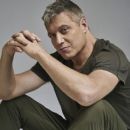 Holt McCallany