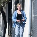 Melanie Griffith – Seen at The Pottery Studio in Culver City - 454 x 681