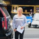 Amy Schumer – Arriving at The Fat Black Pussycat at the Comedy Cellar - 454 x 681