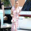 Jennifer Lopez – With Ben Affleck at lunch at the iconic Beverly Hills Hotel
