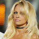 Pamela Anderson - MTV Video Music Awards 2003 - 416 x 612