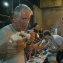 Roadrunner: A Film About Anthony Bourdain (2021) - 454 x 255