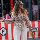 Kelly Brook – Out in London - 454 x 435