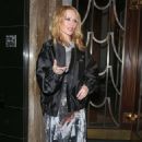 Kylie Minogue – Returns to her London Hotel