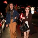 Maisie Williams – Attend a star-studded pre Grammy party in Los Angeles - 454 x 681