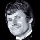 Bruce Glover