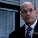 Robert Picardo- as Arthur Lennox - 454 x 256