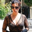 Kourtney Kardashian – Out for lunch in Calabasas