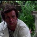 Swamp Thing - Ray Wise - 454 x 251