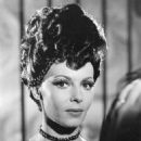 Michèle Mercier - Emma Hamilton