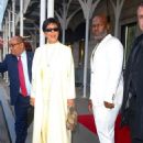 Kris Jenner – Departs from Ritz-Carlton Hotel in New York - 454 x 636
