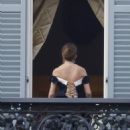 Chrissy Teigen – Pictured on the balcony of Villa Passalacqua in Como - 454 x 681