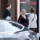 Heidi Montag – Recognized by a fan during Santa Monica lunch outing - 454 x 445