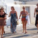 Demi Sims – Seen on a vacation in Chora at Mykonos - 454 x 303