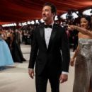 Miles Teller and Keleigh Sperry - The 95th Annual Academy Awards - Arrivals (2023) - 454 x 303