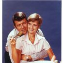 Robert Reed and Florence Henderson