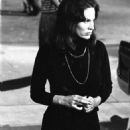 Karen Black - 454 x 730