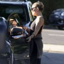 Kate Hudson – Seen barefoot after a workout in Los Angeles