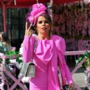 Tanya Bardsley – In a pink while arriving for Ladies Day at Aintree in Liverpool - 454 x 637