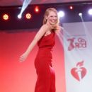 Jeri Ryan – The American Red Heart Association’s Go Red For Women Red Dress Collection in NY - 454 x 662