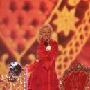 Christina Aguilera, Mya, Patti Labelle Pink, Lil' Kim performing Lady Marmalade at The 44th Annual Grammy Awards - Show (2002)