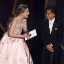 Abigail Breslin and Jaden Smith  - The 79th Annual Academy Awards (2007) - 454 x 379