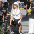 Frances Fisher – Supports the SAG Strike at Netflix in Hollywood