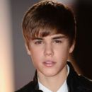 Brit Awards 2011 - Justin Bieber - 454 x 682