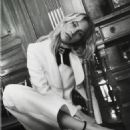 Poppy Delevingne - Elle Magazine Pictorial [Spain] (January 2024) - 454 x 569
